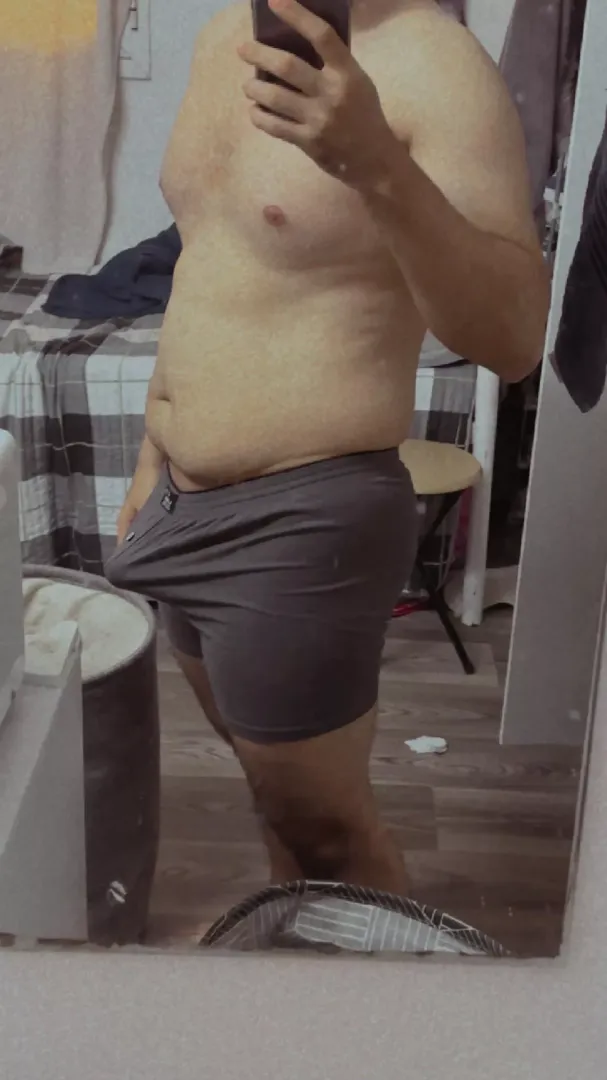 I’m so horny and getting ready to work by AlwAin34
