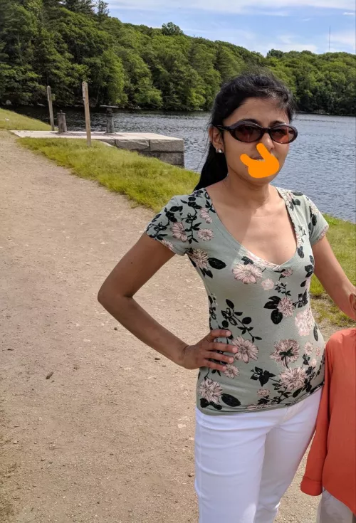 Indian milf from Boston recognize her? by lovinfet81