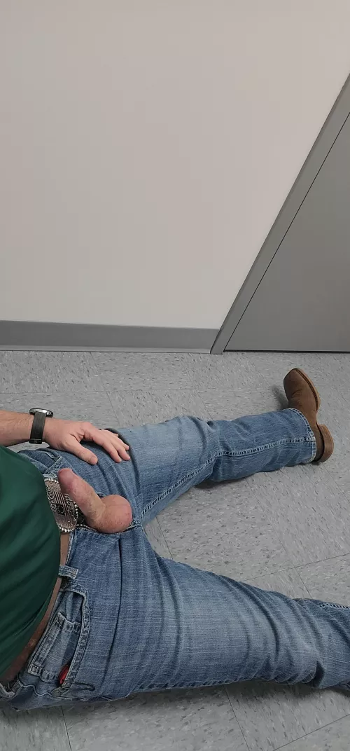 Isn't this how everyone should take a lunch break (41) by initforcheese