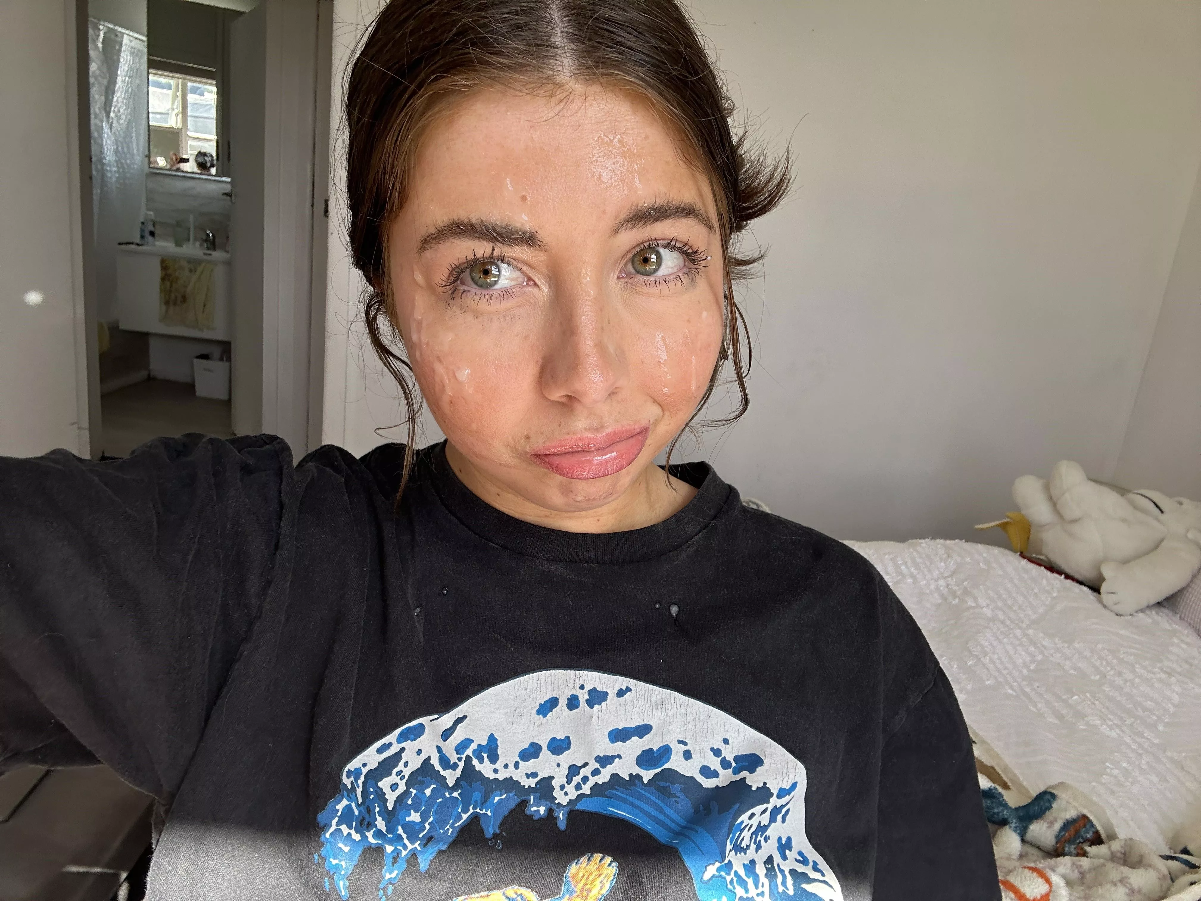 Quick pic before heading out to college posted by ConcertGlittering889