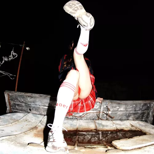 she couldn't close her legs all night by Stillburst974