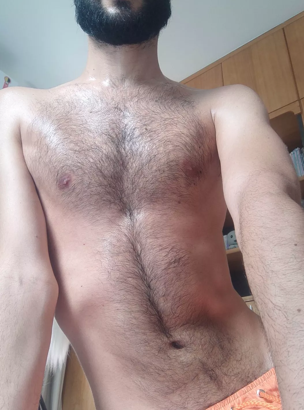 Sweaty [34] posted by flaxxx9