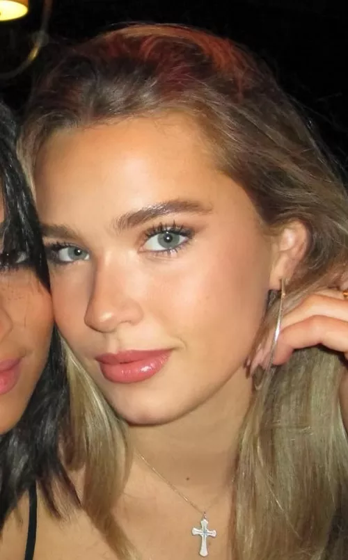 Torey blonde by Reasonable-Owl-3857