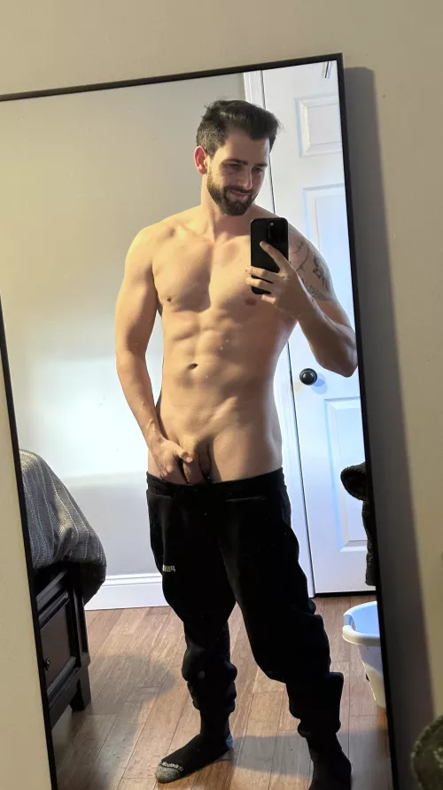 Warm weather turns me on by FitDylannn