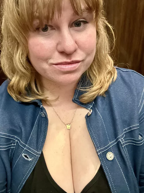 What happens in Vegas, stays in Vegas by KendallD