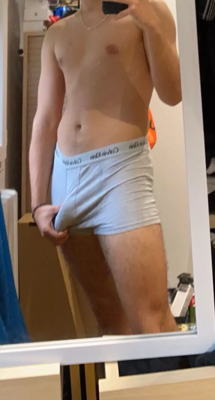 21 m Australian uncut stud leave a like and hmu @jayjoeyyl posted by Jjajjaay