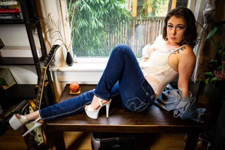 $3 Sale 😘 (@ZoeyWylde) [OnlyFans] by ZoeyWyldeOfficial