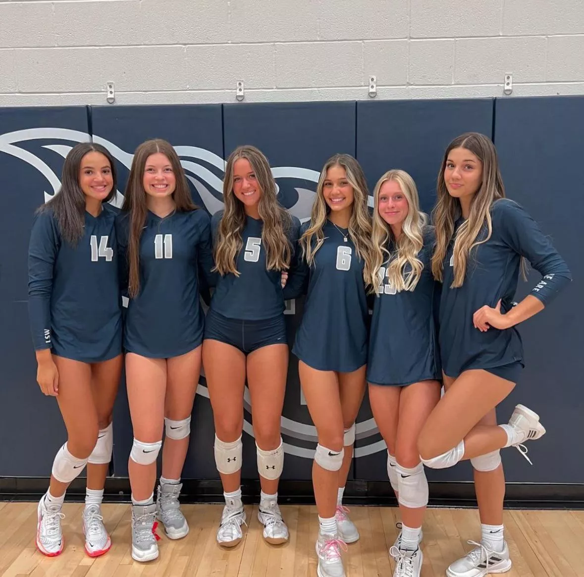 [6] Which volleyball player you destroying? posted by The_only3