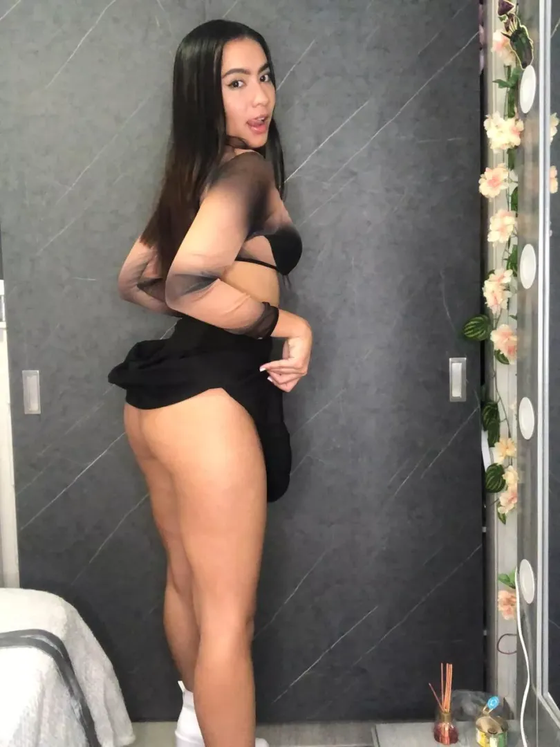 Can I send you booty pics daily? by ApprehensiveBell1625