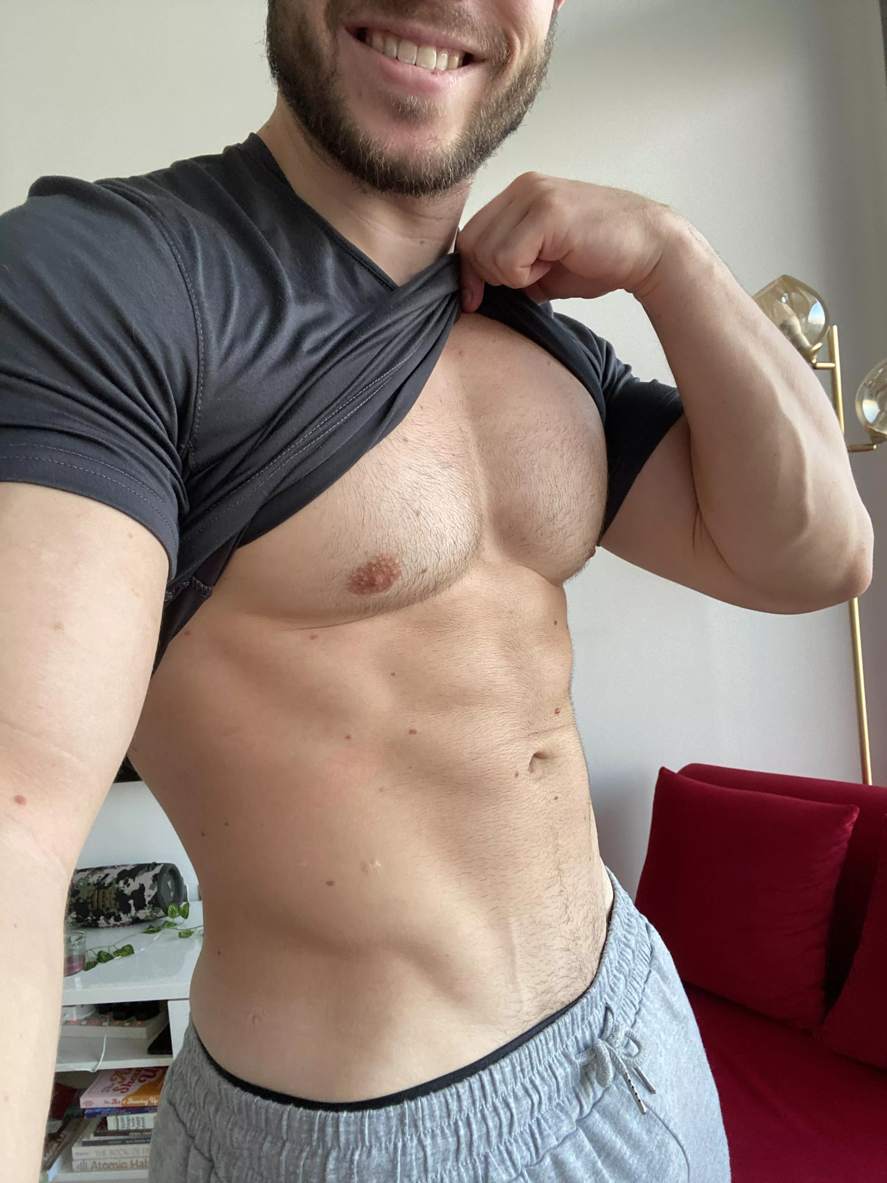 Freshly trimmed - I hope that’s how you like it  posted by FitnHard69