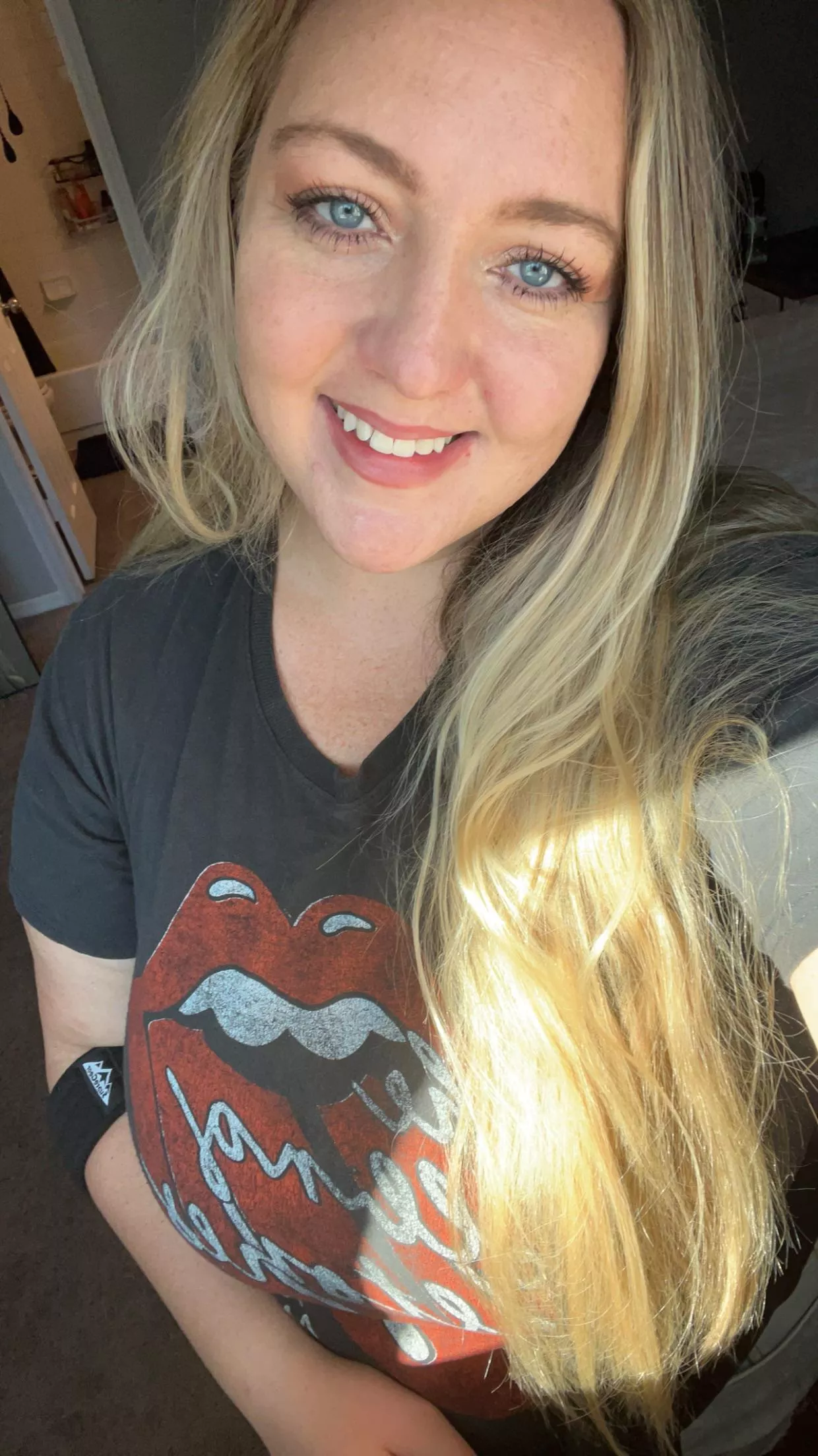 Happy Friday :) posted by Lovingadventures