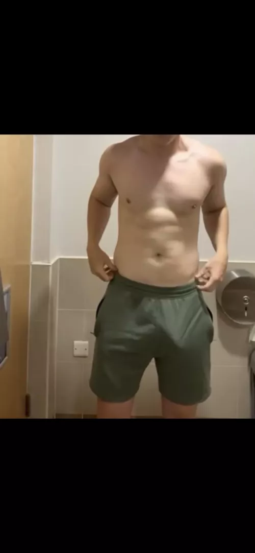 Hard to hide at the gym  by Hung_uk_guy