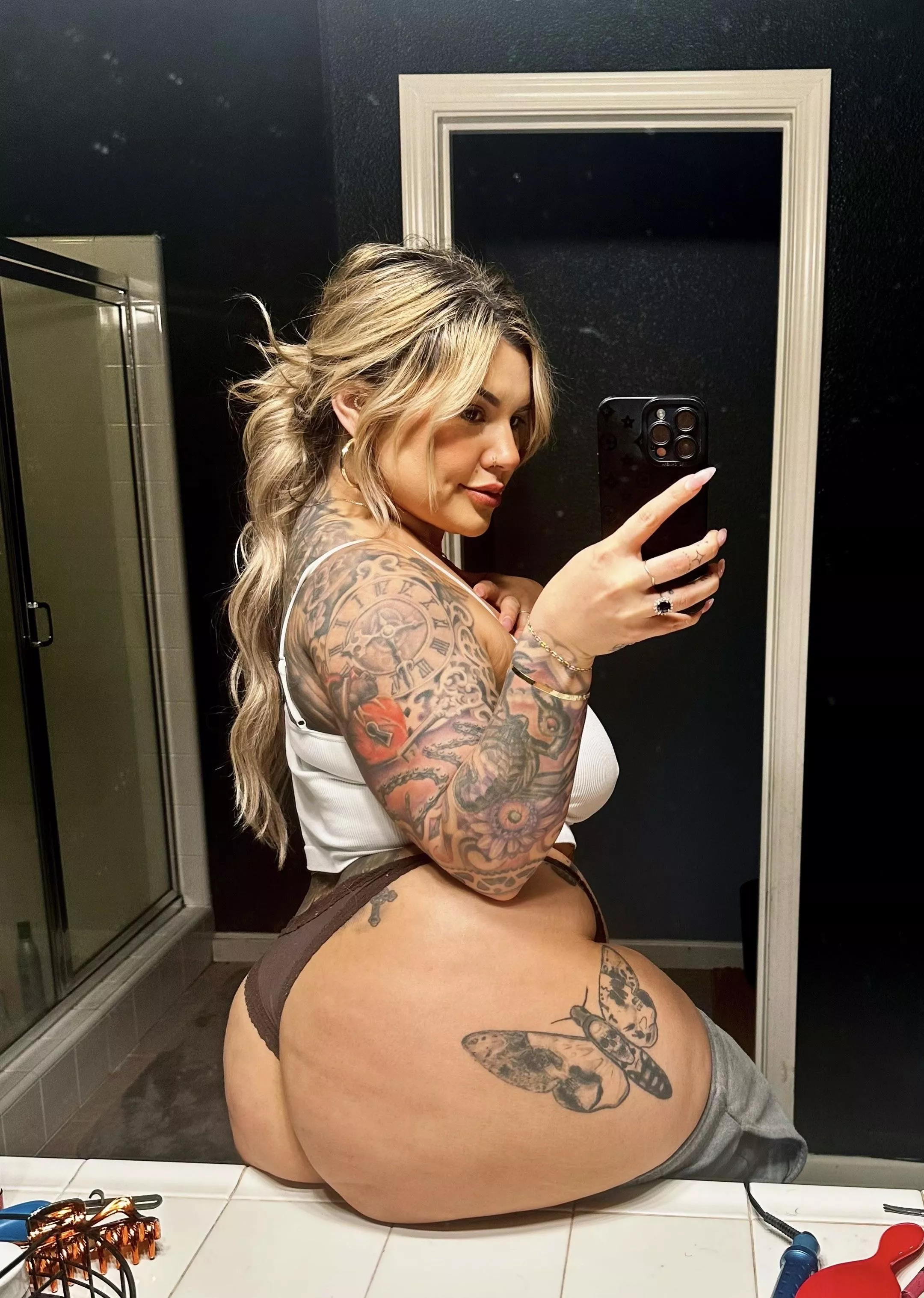 How much booty is too much booty posted by Haleychaos