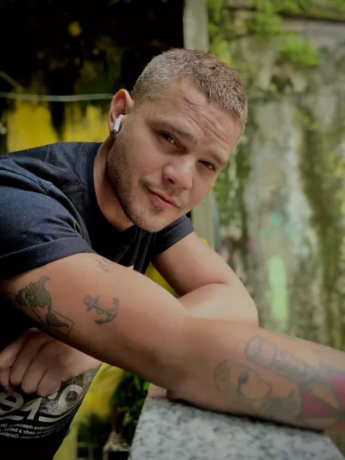 Hy everyone. by CharmingCrazy4485