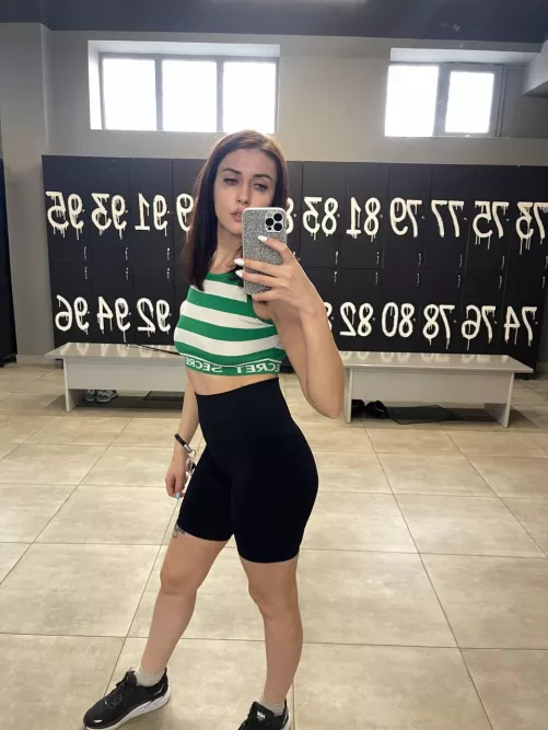 I chose to do the workout now when it was supposed to be tomorrow and am now full of energy🥰 by megan_vikkk