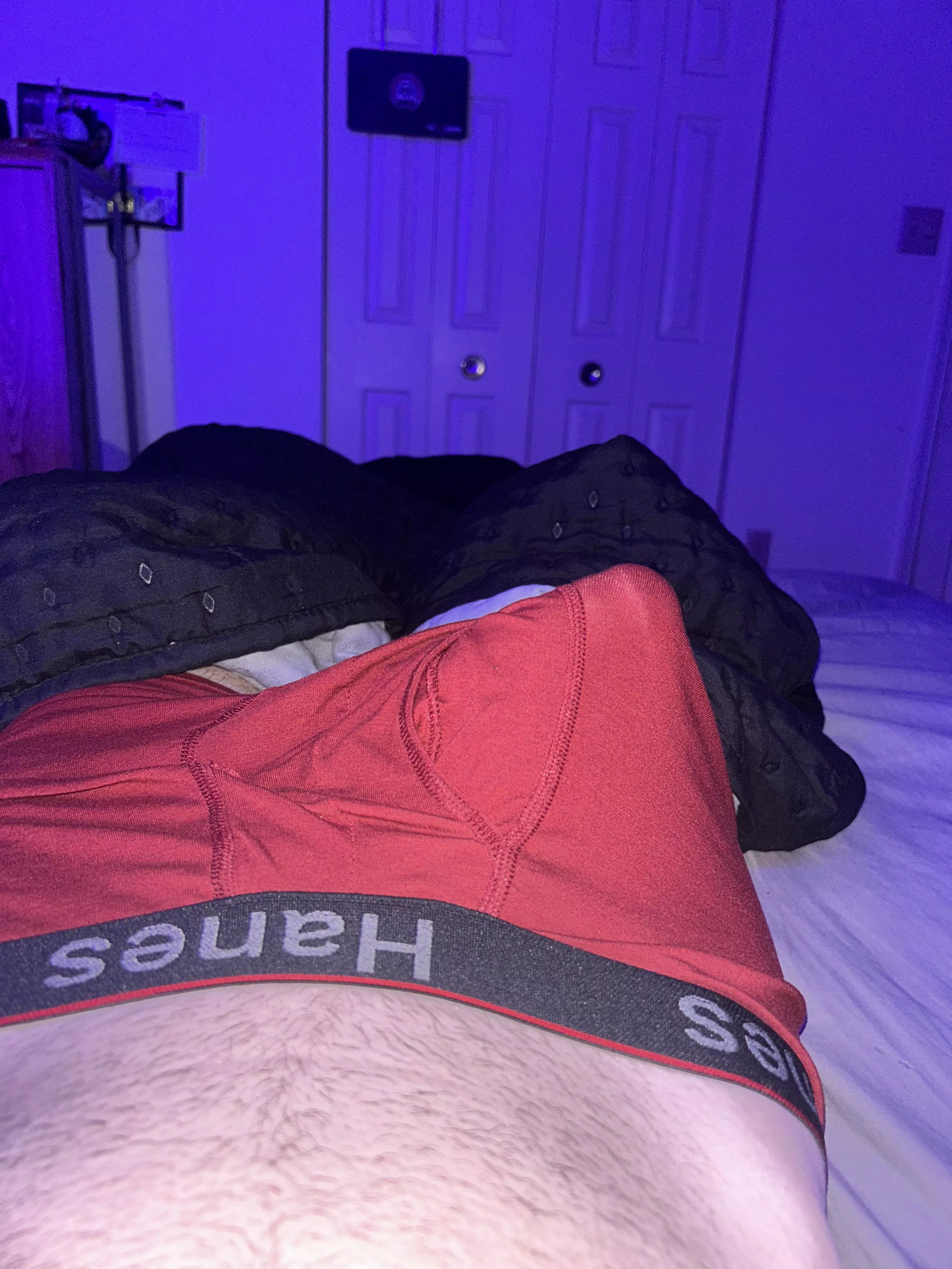 I juts woke up and boom posted by Onlyforfunn9