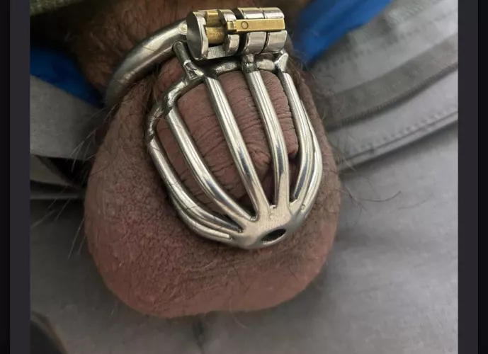 I know it’s small… by Imtootiny