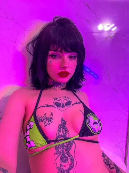 I need to be entertained by tsswamy