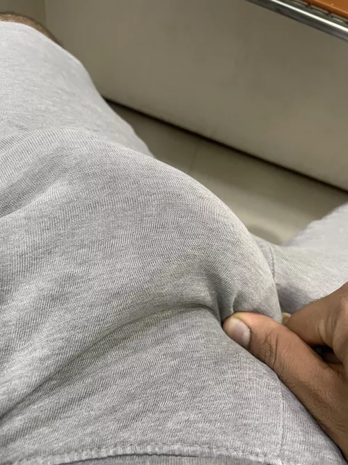 I wanna show you something big!! by Sou9873