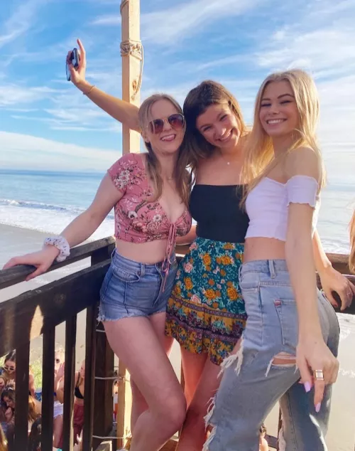 It's up to you  by Blitz101r