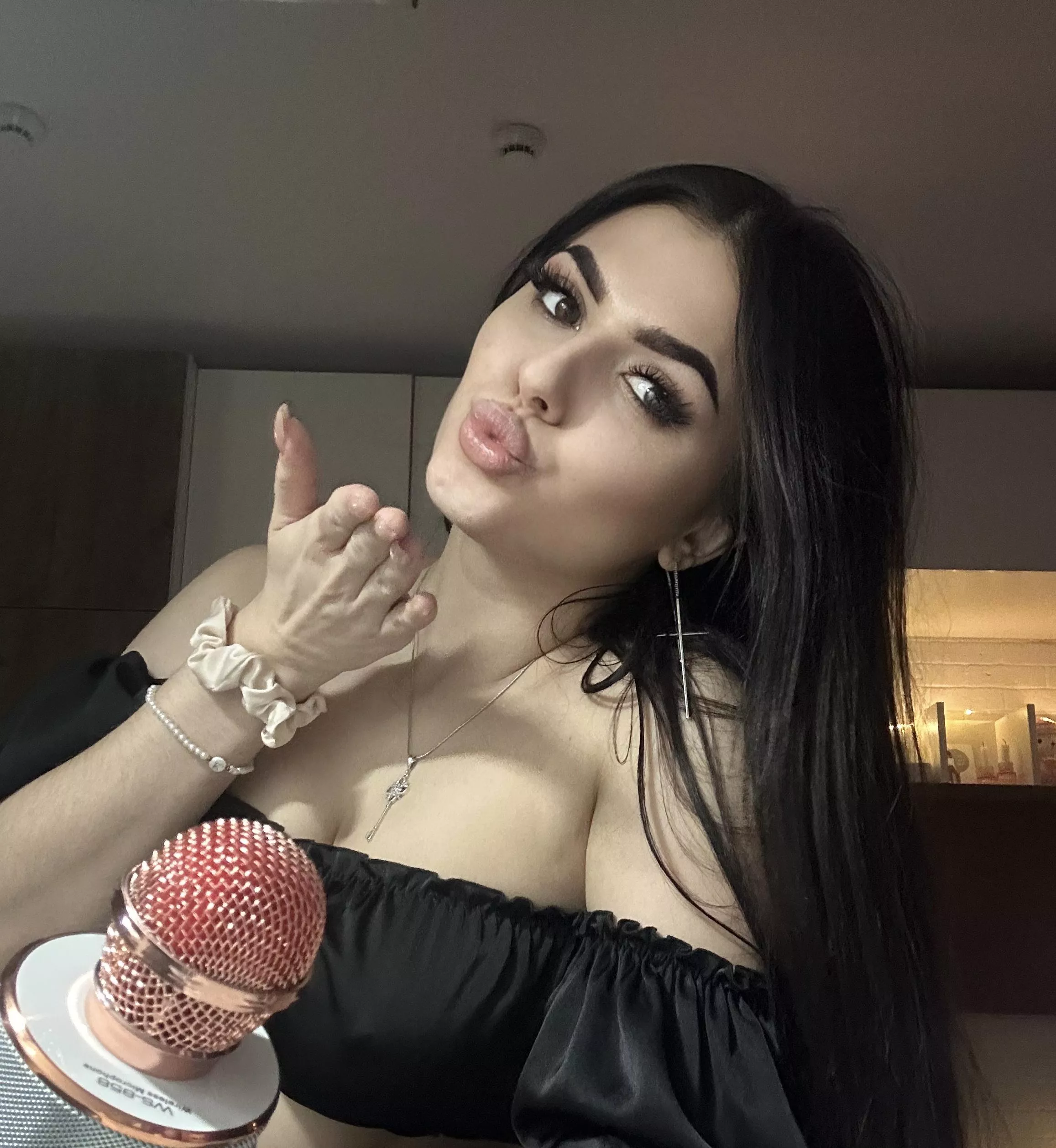 IUTR posted by miniestwardeb