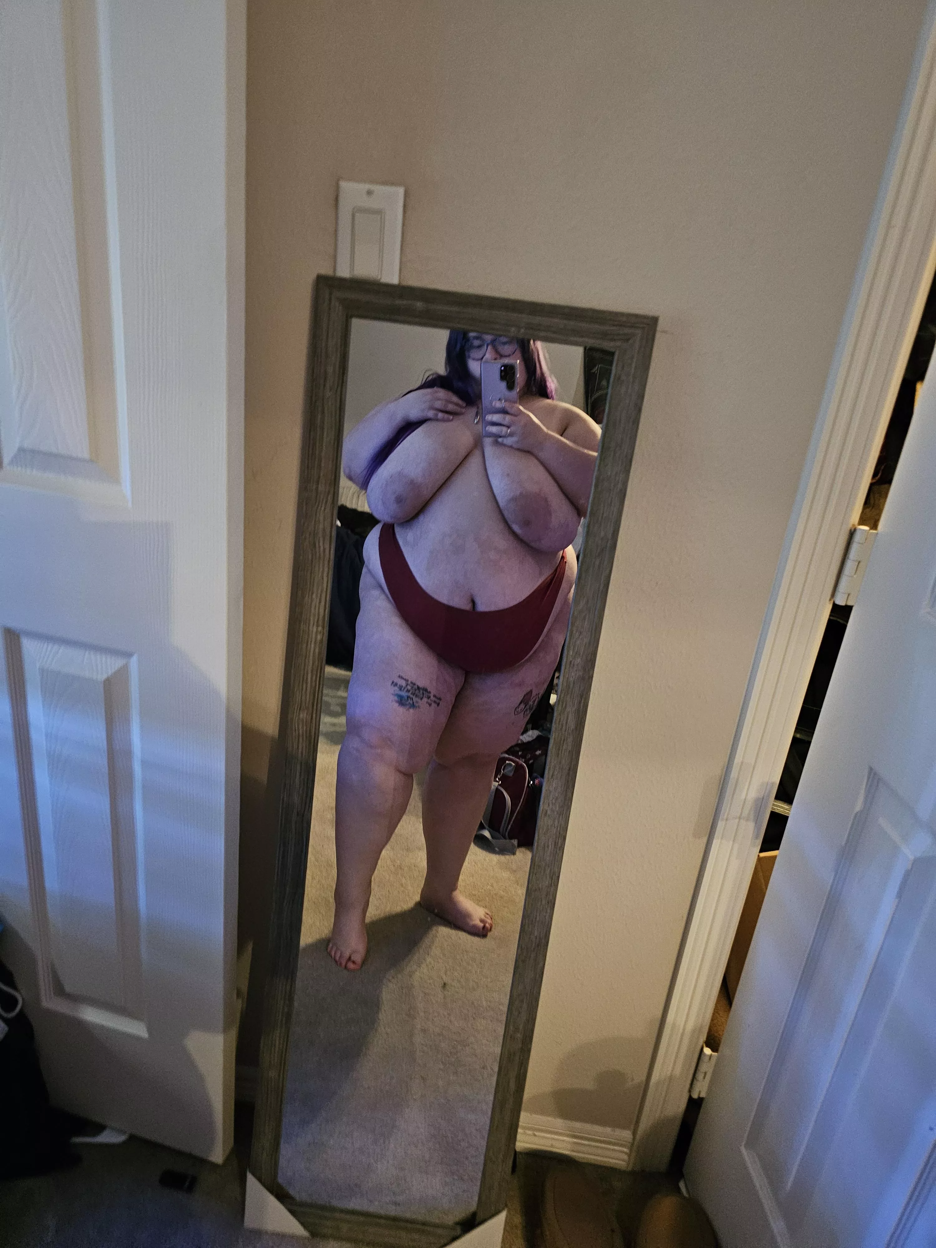 Just a dirty minded bbw slut  posted by Dependent-Ad7486