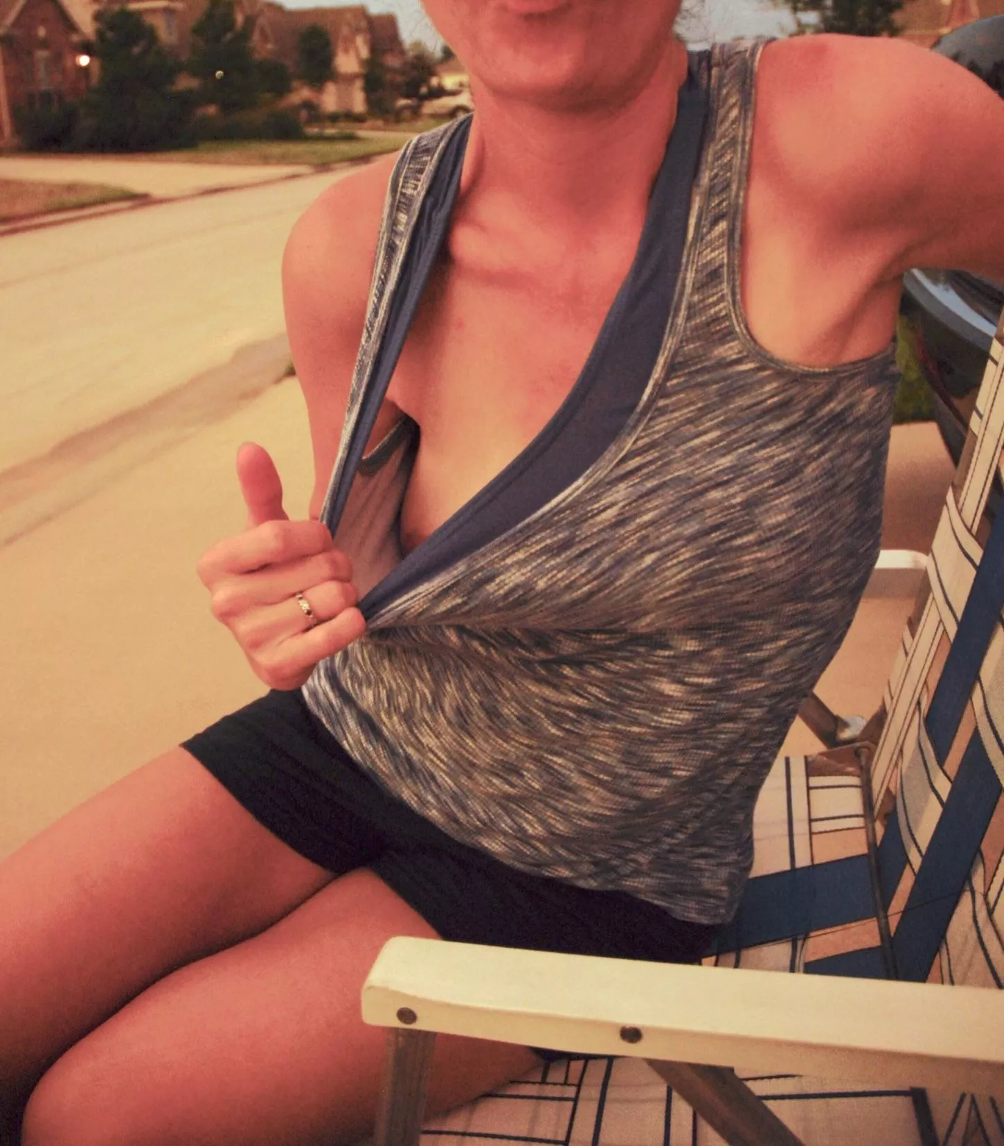 Just a peek posted by pullmyfingerbeavis