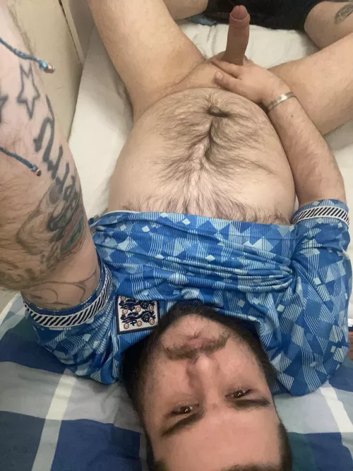 Just a thicc dude looking for a thicc lady  by TheMVP94