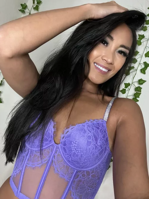 Little horny girls need attention by sunshinesinaxo