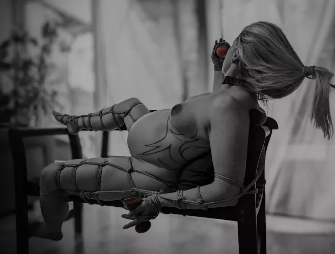 Maternity bondage photo shoots?  by ClosetDominatrix