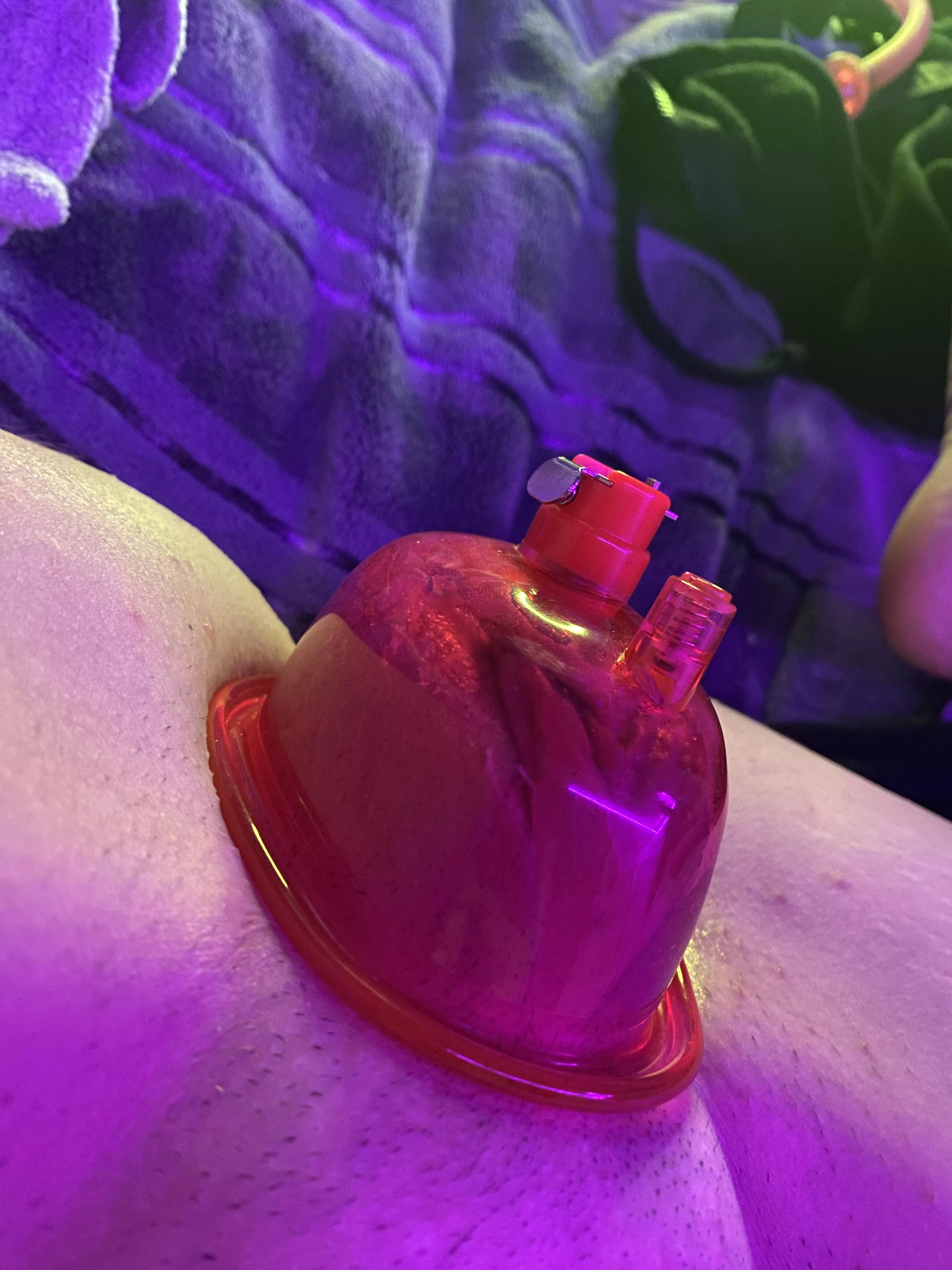 My favorite part is the pressure and the way it sucks my pussy juice out. posted by tittykitty666
