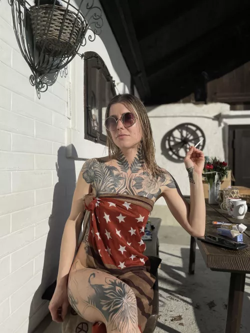 Now I know what's hot about smoking, thank you 😘 by Solunasun