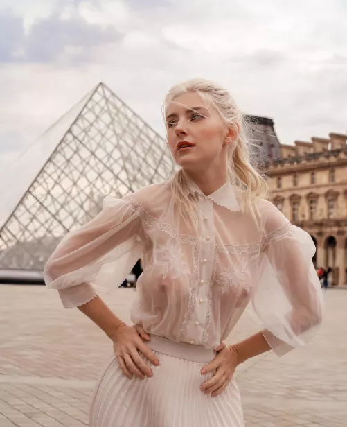 Passing men clearly like my shirt by muchPulse60