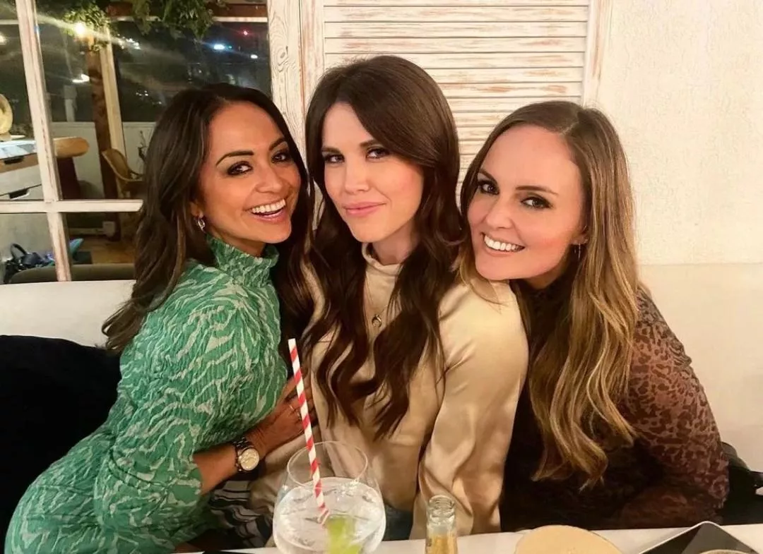 Three sexy babes posted by Interesting-Ear3171