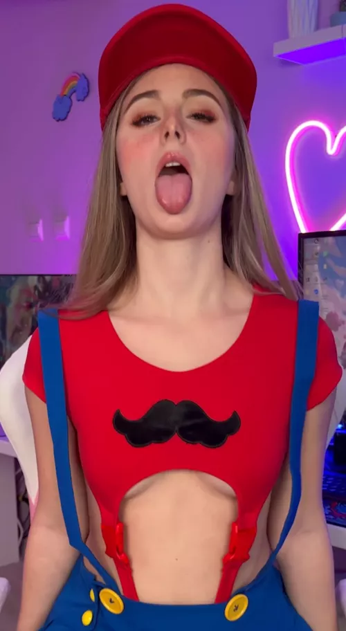 What do you think of that Super Mario Costume? by Emmphoria