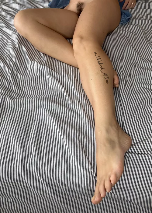 Would you start with my feet? by naked_m0m