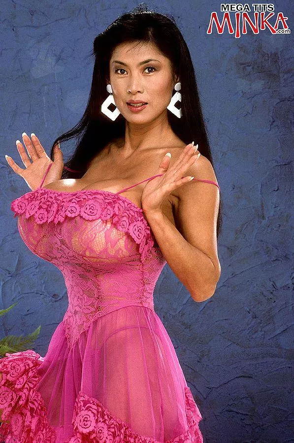 Young minka posted by zeblacktiger