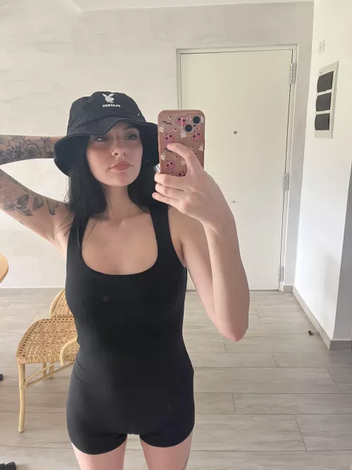 1st selfie of the month, feeling cute IUTR by Metal-Courteous731