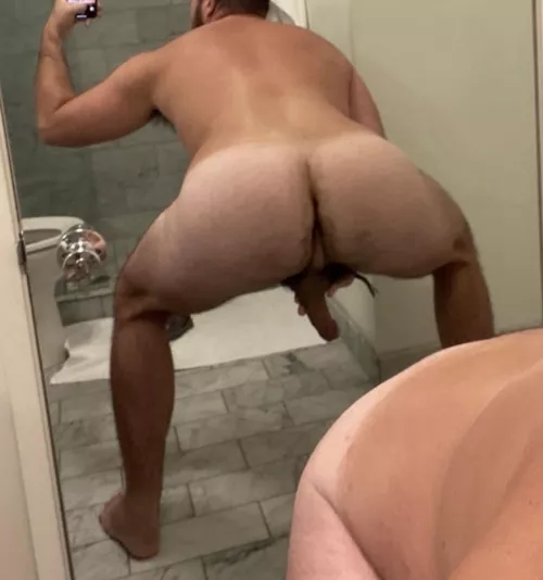 36. 6’5 beefy sub bro. Into jockstraps, chastity, poppers. Tops hmu with asl and pic. G_stall1986 by gay-in-ca