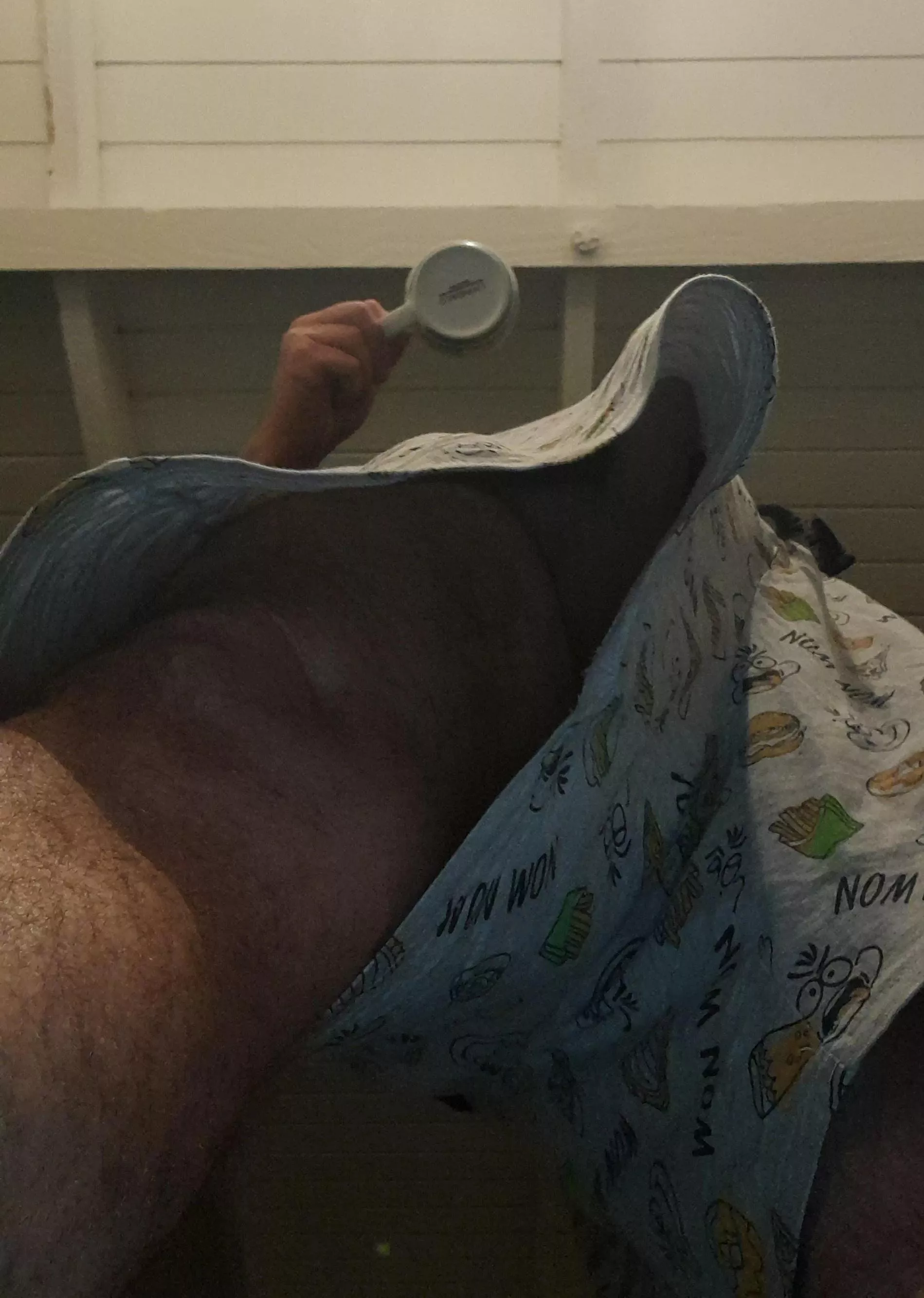 (43) are you saying anything if you get a peek as I step over you on the floor?  posted by flimsymask