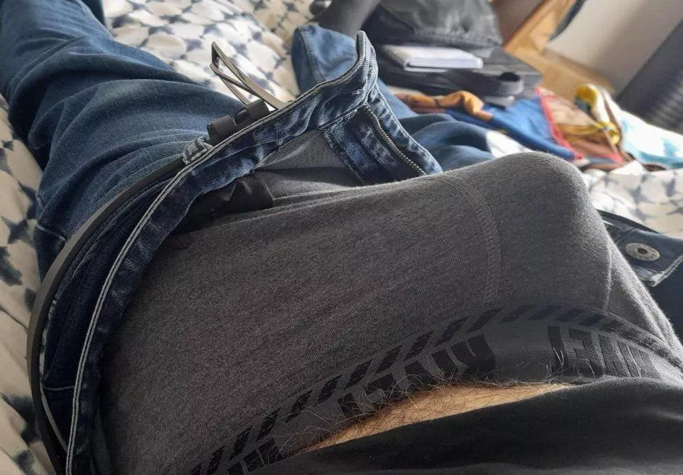 (43) ready to break free posted by flimsymask