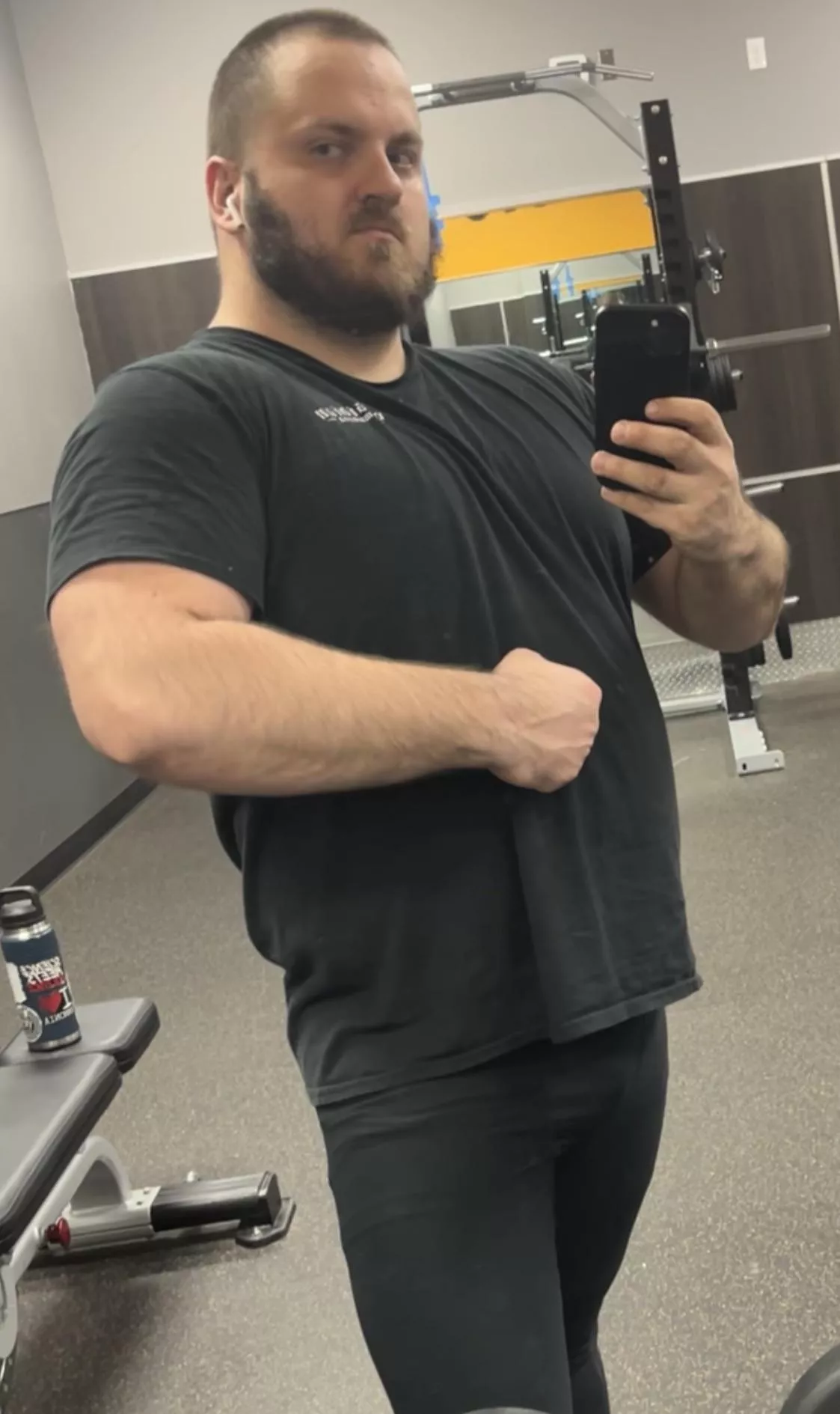 6 foot 295 lbs  posted by metallumberjack