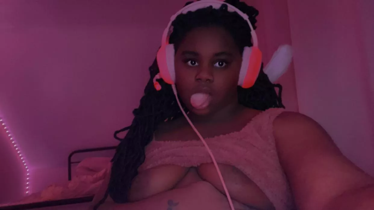 Adopt a slave daughter to use and abuse (me) 🙈 posted by sjaisufudhrh