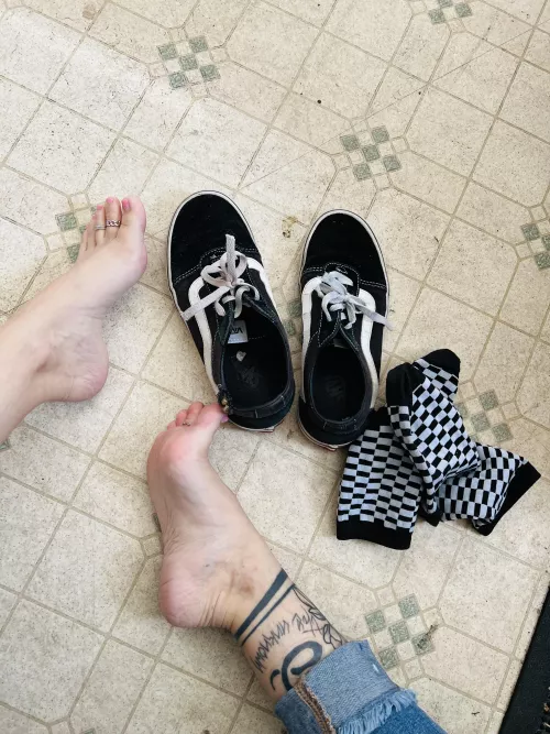 Always stinky socks 🧦 and always available for you. by Thatwitchhh