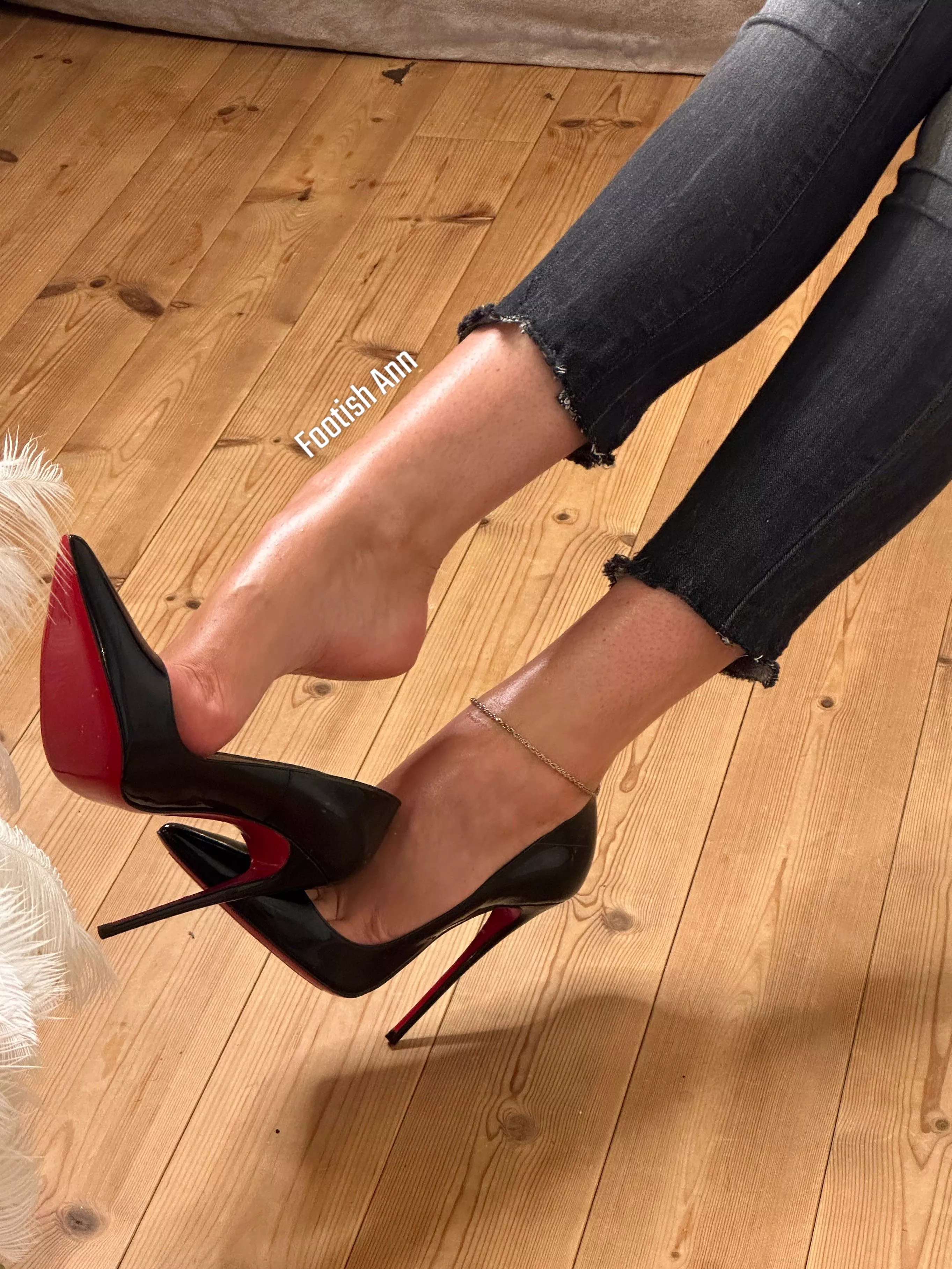 Arches and Louboutin  posted by Footish_ann