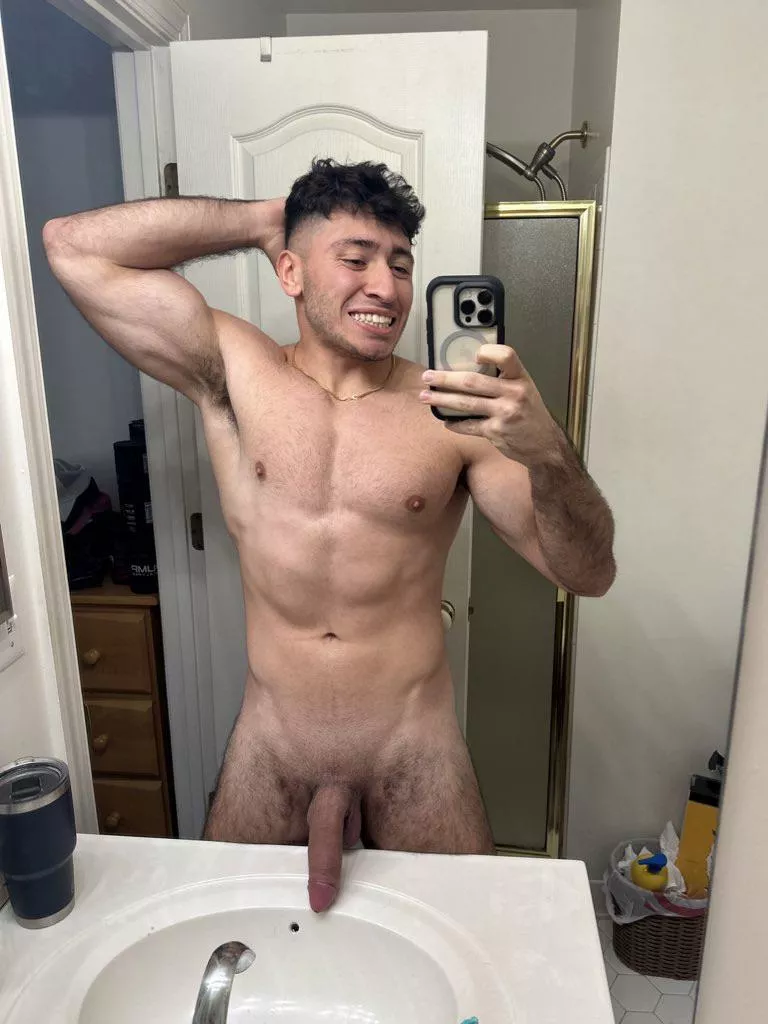 Big smile 😁 posted by PersianMasterReddit