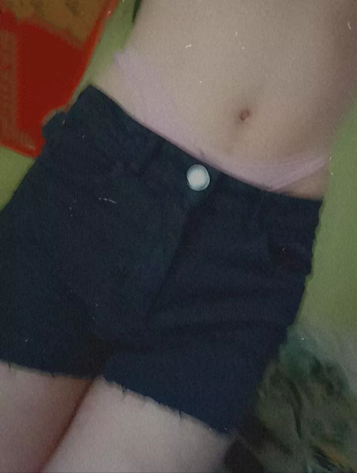 Bored :3 posted by Amauweed