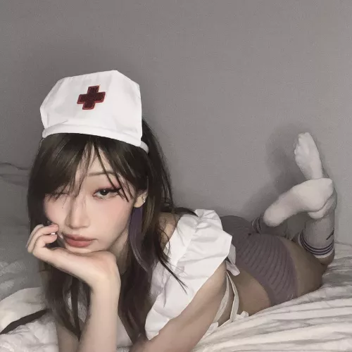 Can she be your nurse? by ig_yretroh