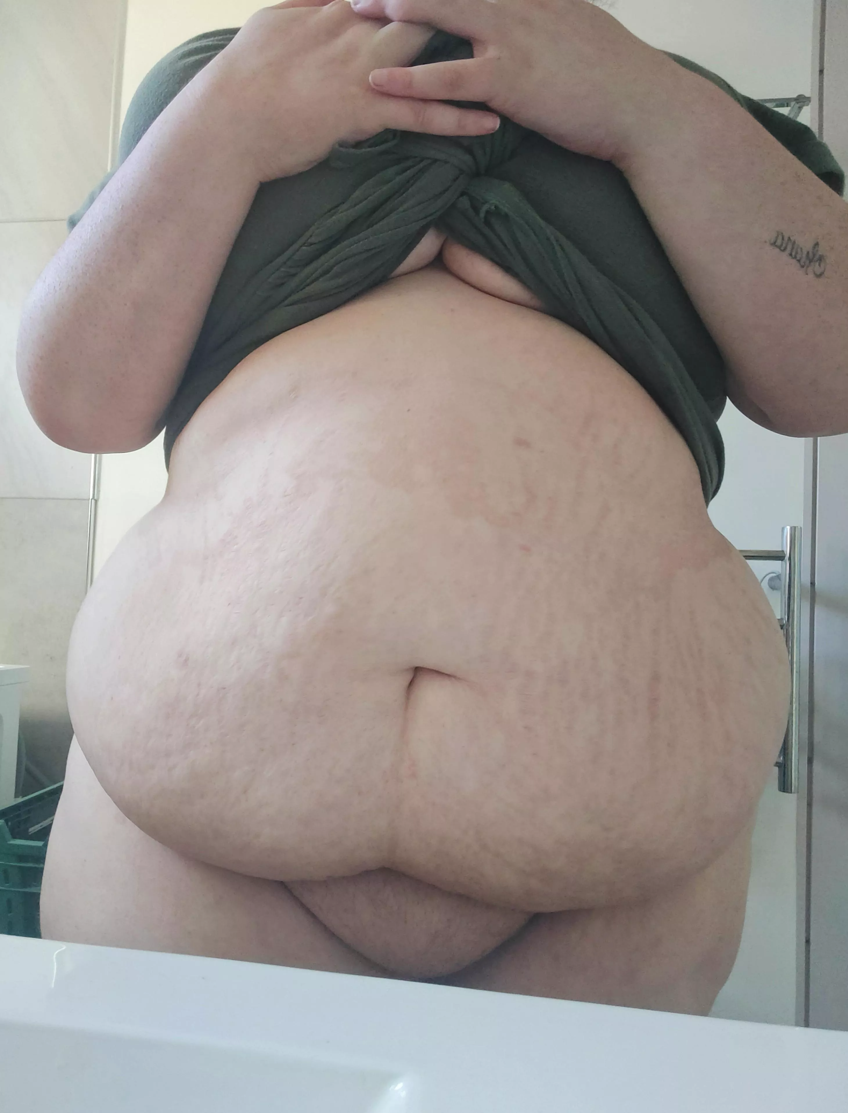 Cum and get a handful 😜 posted by Training_Confident