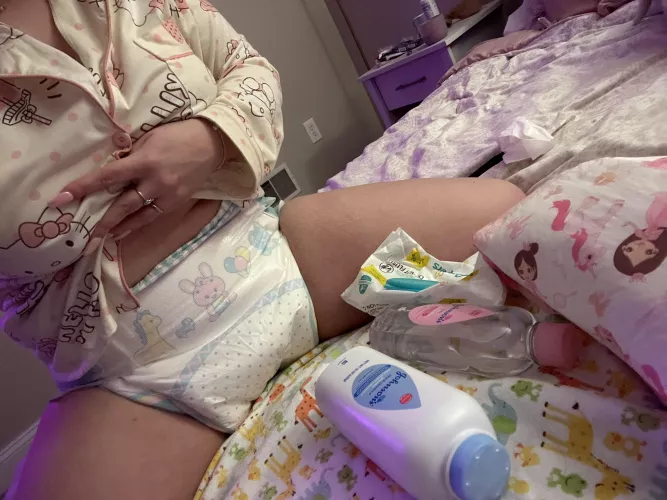 Don’t you love a fresh clean baby? 🧸🎀🫧 by Paddedprincess420